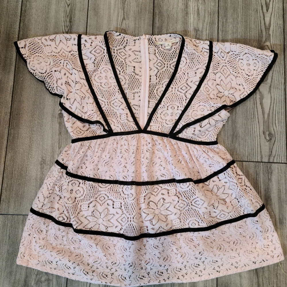 Pink lace flutter sleeve top chelsea & violet lace top